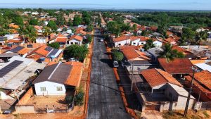 Sonho realizado: Obras de asfalto entram na fase final no bairro Jardim Pôr do Sol