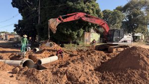 Prefeitura de Barra do Bugres Avança com Obras de Infraestrutura e Inicia Manilhamento na Rua Brilhante